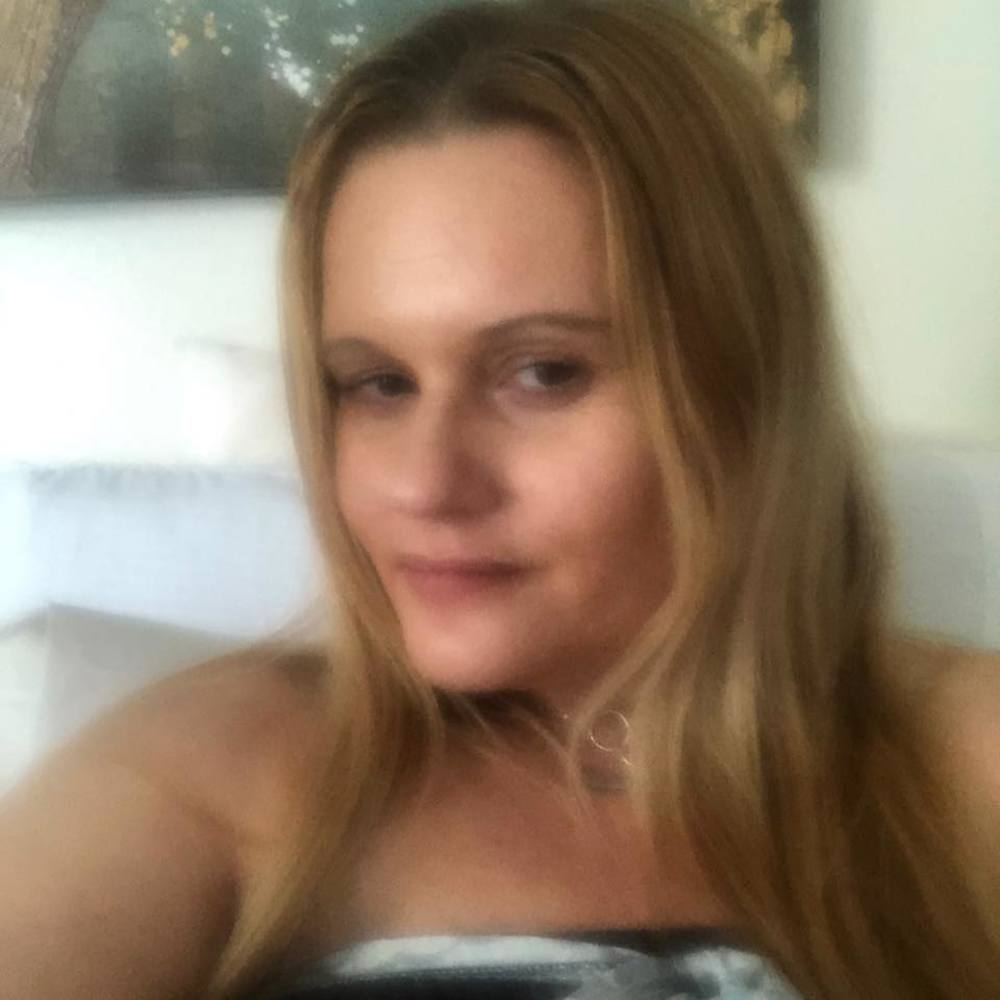 Meet your Posher, Carrie